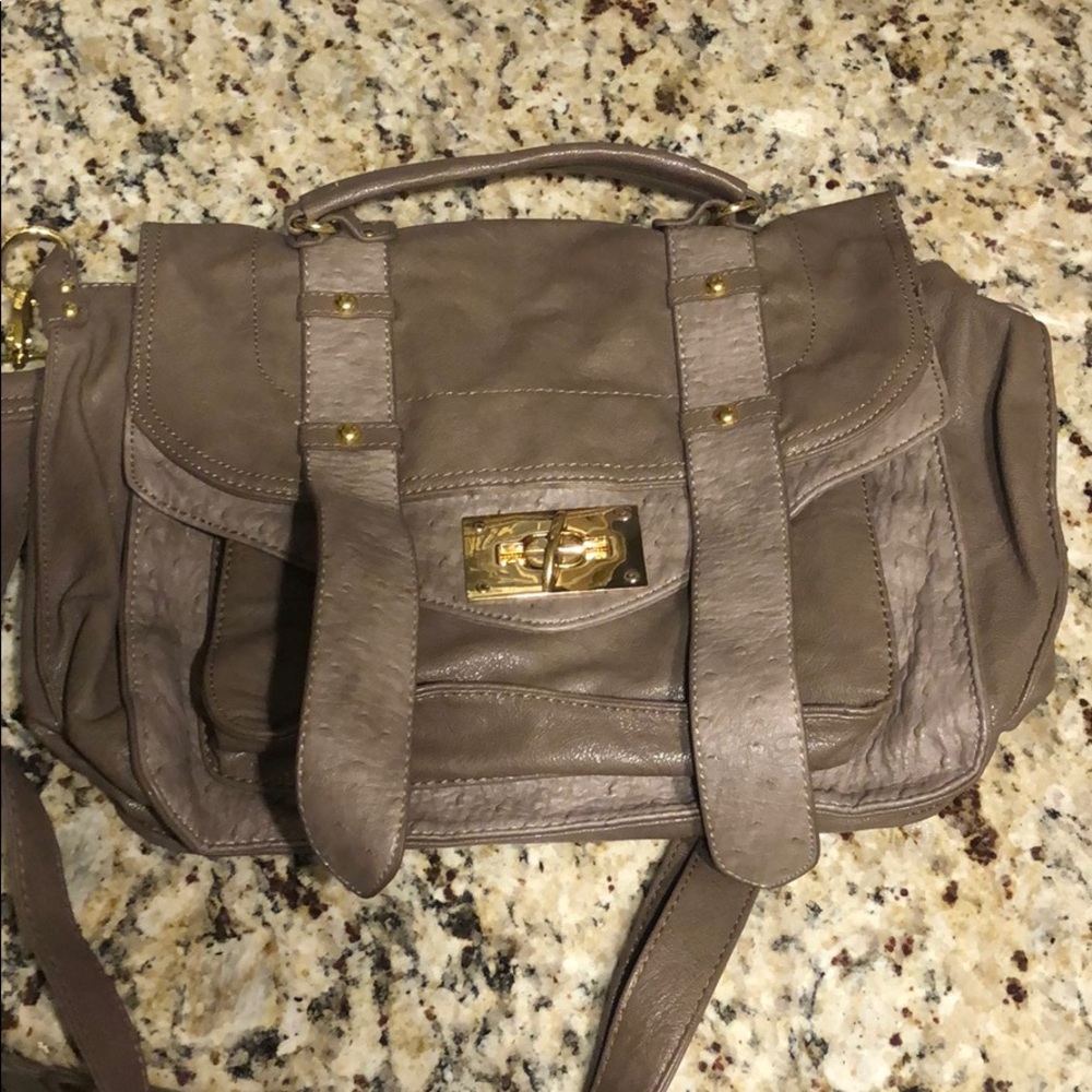 Messenger bag